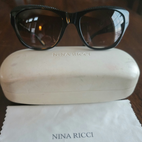 ⭐Nina Ricci Gradiant Cat-Eye Sunglasses - Picture 8 of 10
